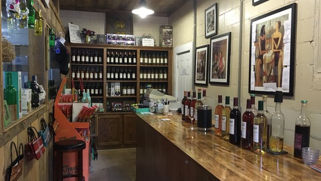 Warm Springs Winery, LLC (Use Juke Line Road to access Winery; Hwy 27 has roadwork.)