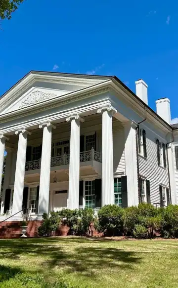 ロームのホテル