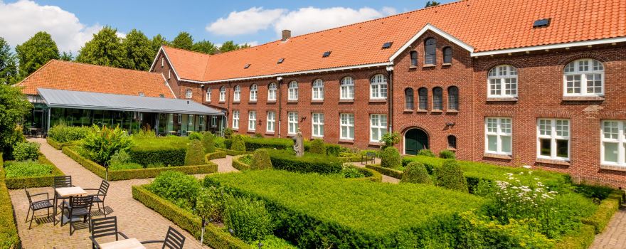 Uden