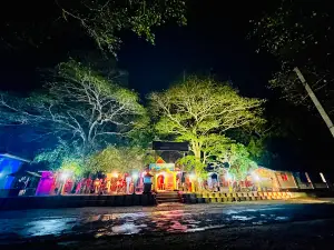 Maha Kadawara dewalaya, kalawewa.