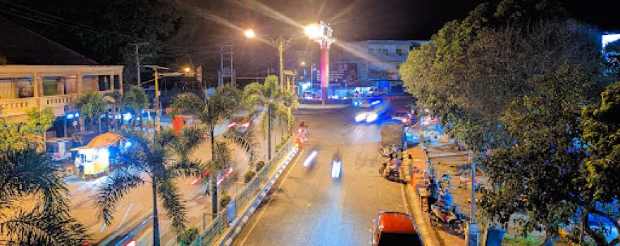Tugu Tani Kota MartaPura