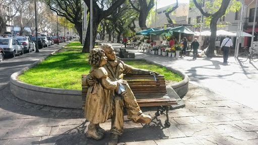 Paseo La Alameda