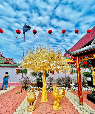 8 Chinese Temple Village