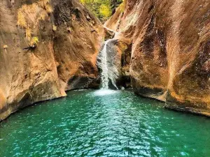 Pahanthudawa Waterfall