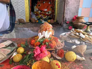 Yamai Devi Mandir, Koregaon, Barshi (येमाई देवी मंदिर कोरेगाव)