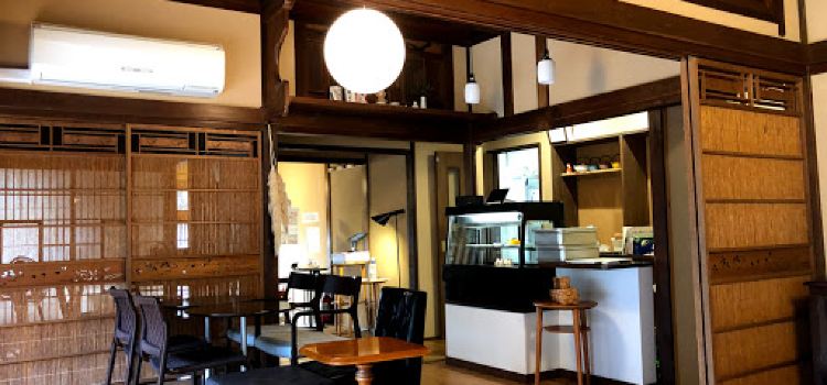 Cafe Caramel Mama