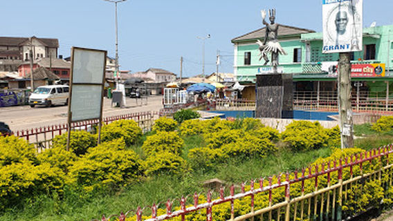 Fetish Priest Statue