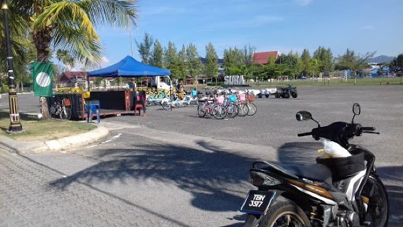 Dataran Dewan Merdeka