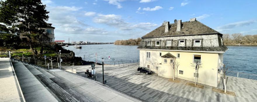 Rheinuferpromenade Wesseling