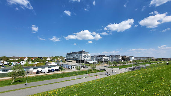 Beach "Pearl Bay" "Watt & sandy beach"