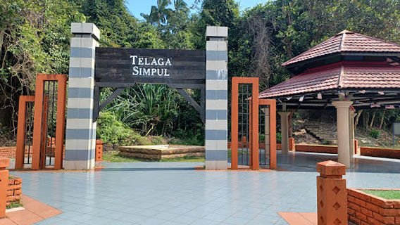 Pantai Marina Telaga Simpul