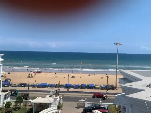 Hotels near Golden Beach