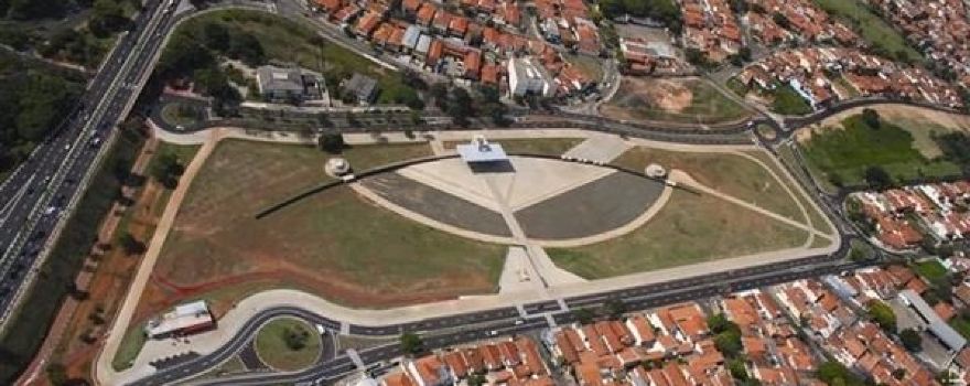 Square Heralds of Peace