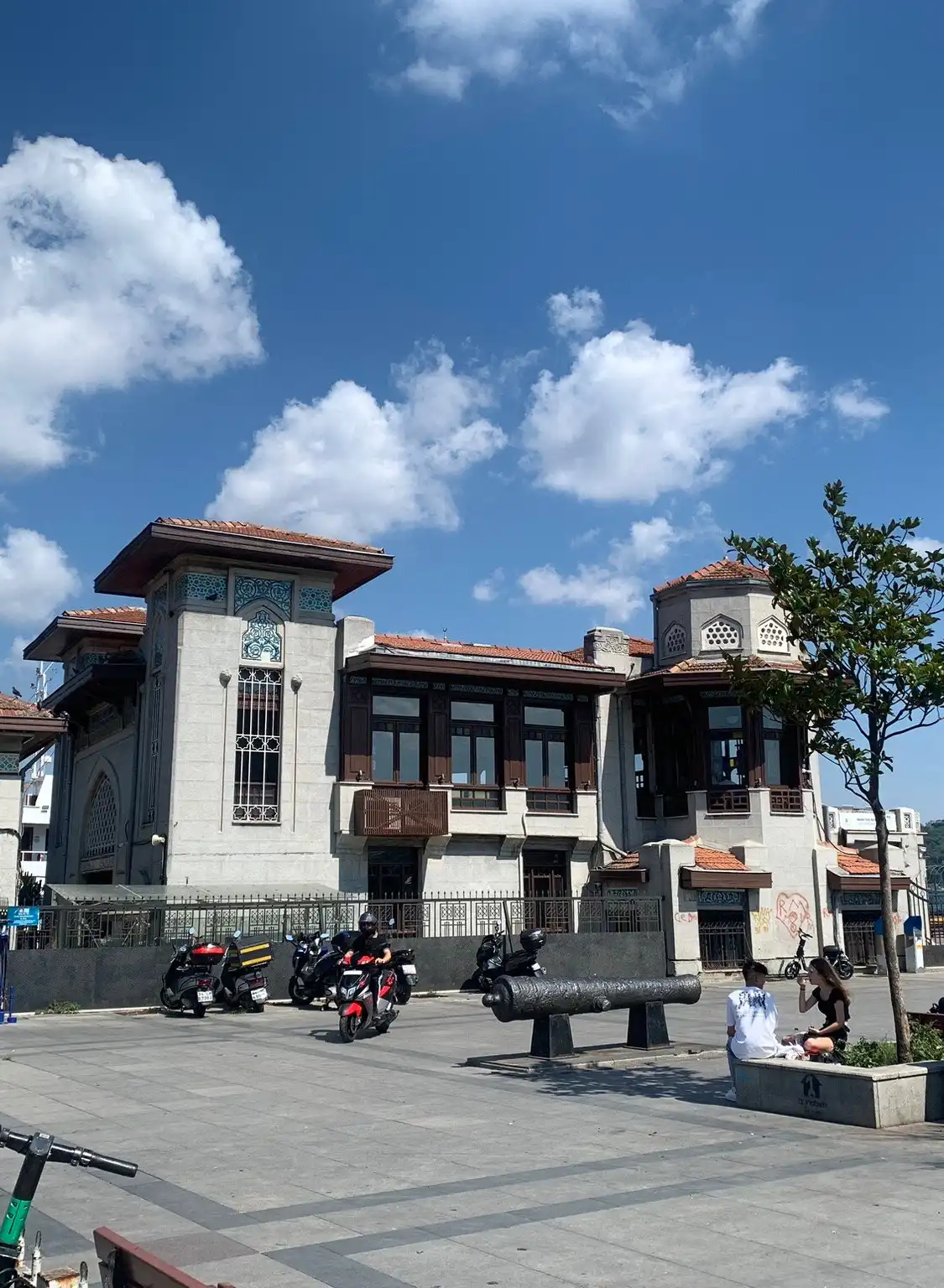 Hotels near Besiktas