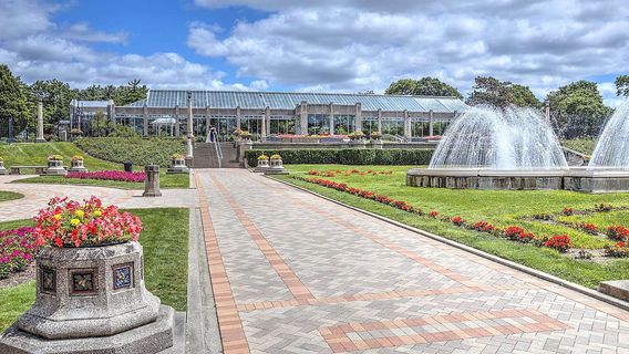 Garfield Park Conservatory