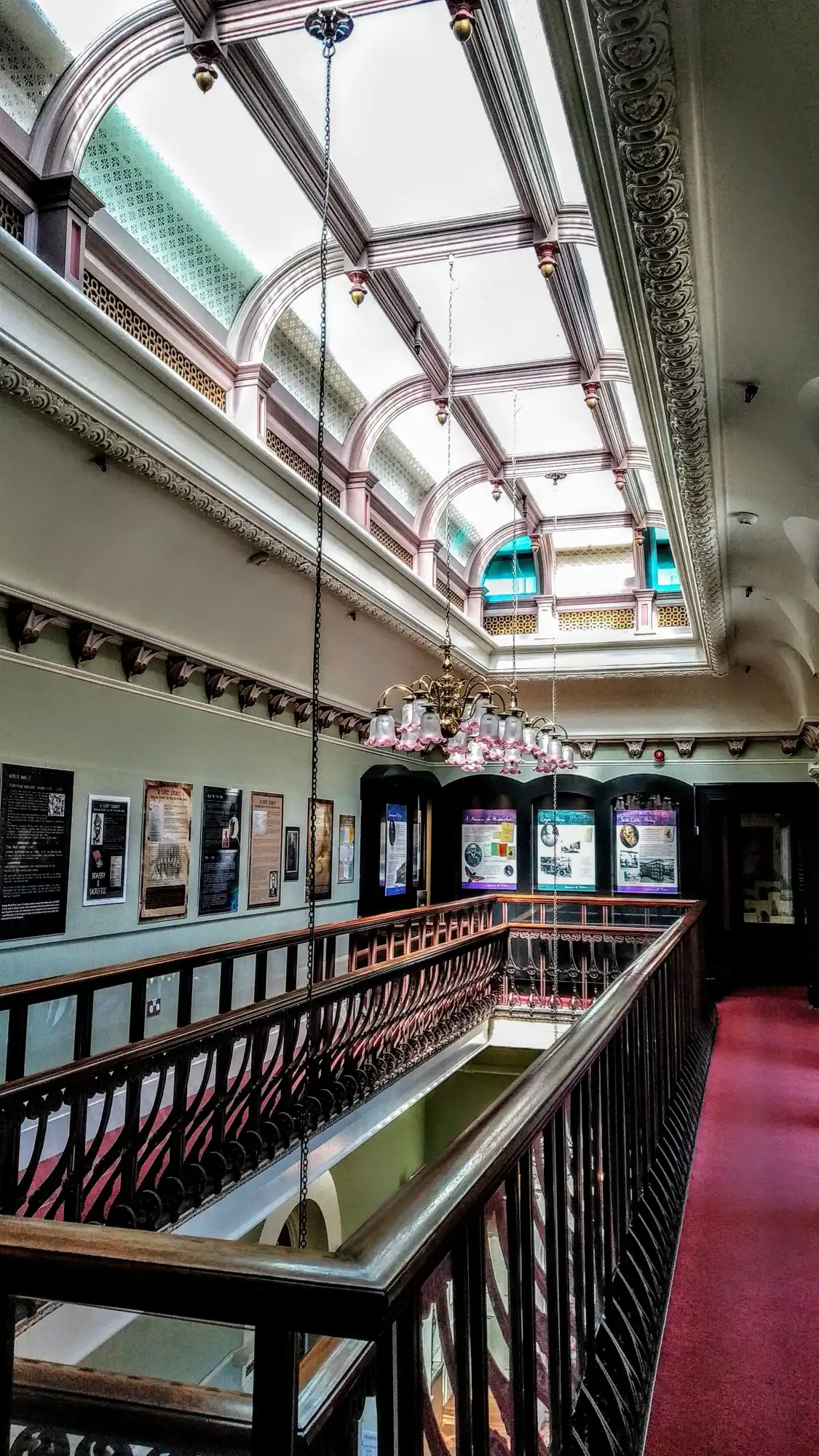 Hotels near Tolson Memorial Museum