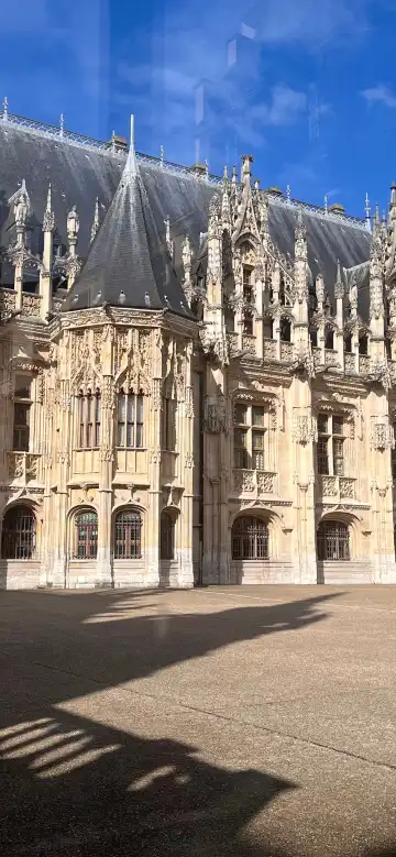 Hotels near Rouen Court of Appeal