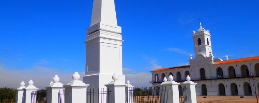 Replica Del Historico Cabildo de 1810
