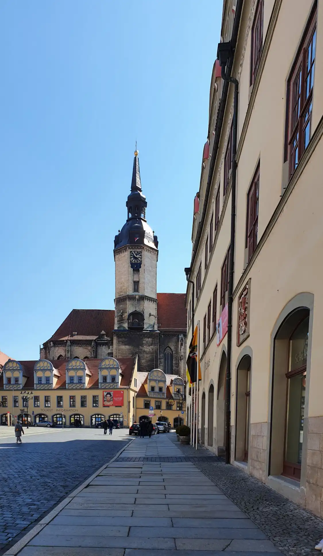 Hotel dekat Stadtkirche St. Wenzel