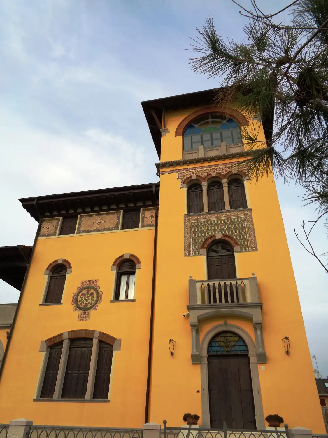 Hotel in zona Villa Zuzzi (Ora Gattolini)