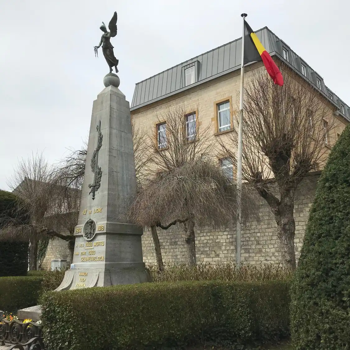 Hotels near Monument aux morts du 10eme regiment de Ligne