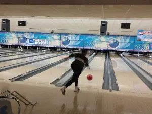 Classic Bowling Lanes