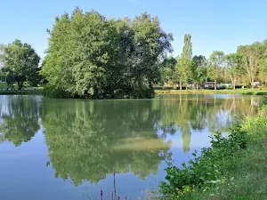 LA FONTAINE AUX FEES RENAUCOURT 70120 CAMPING ET CENTRE DE LOISIRS