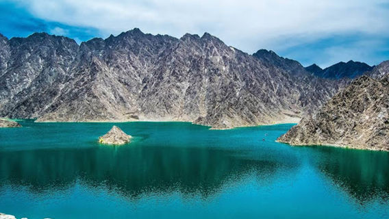 Hatta Lake