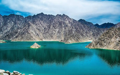 Hatta Lake