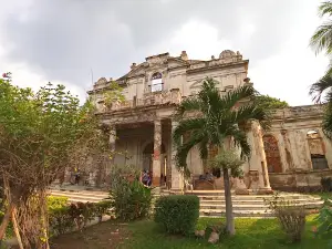 Parque Colon