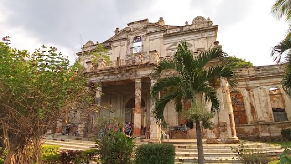 Parque Colon