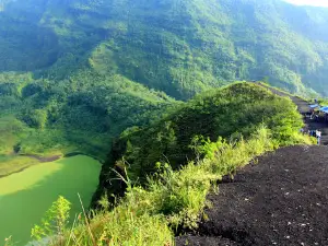 Kawah Gunung Galunggung