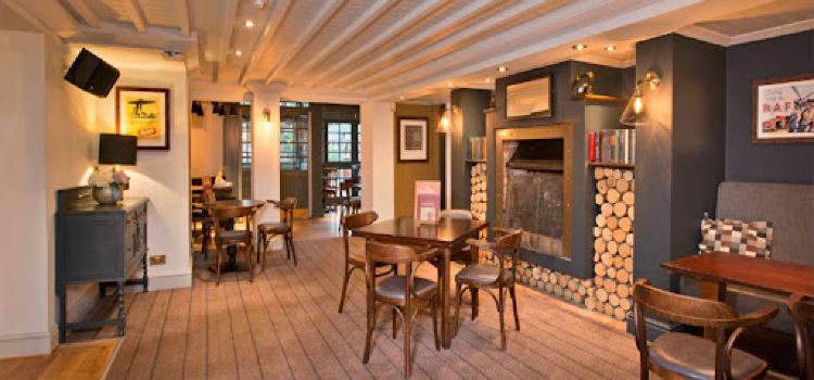 Coach & Horses
