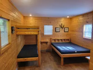 Lynchburg / Blue Ridge Parkway KOA Holiday
