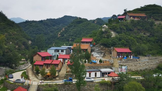 Laolongtan Natural Scenic Spot
