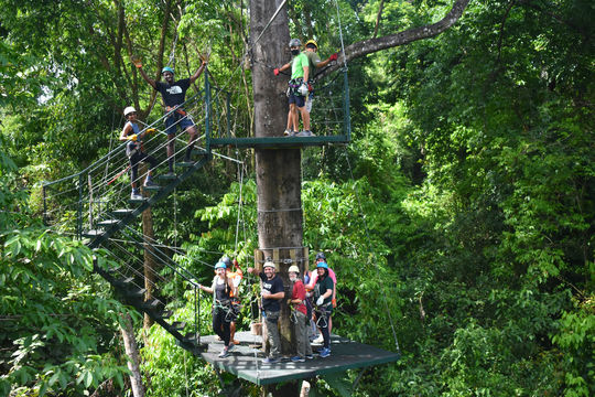El Santuario Canopy Adventure Tour