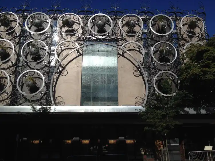 Cloudland Bar附近的飯店