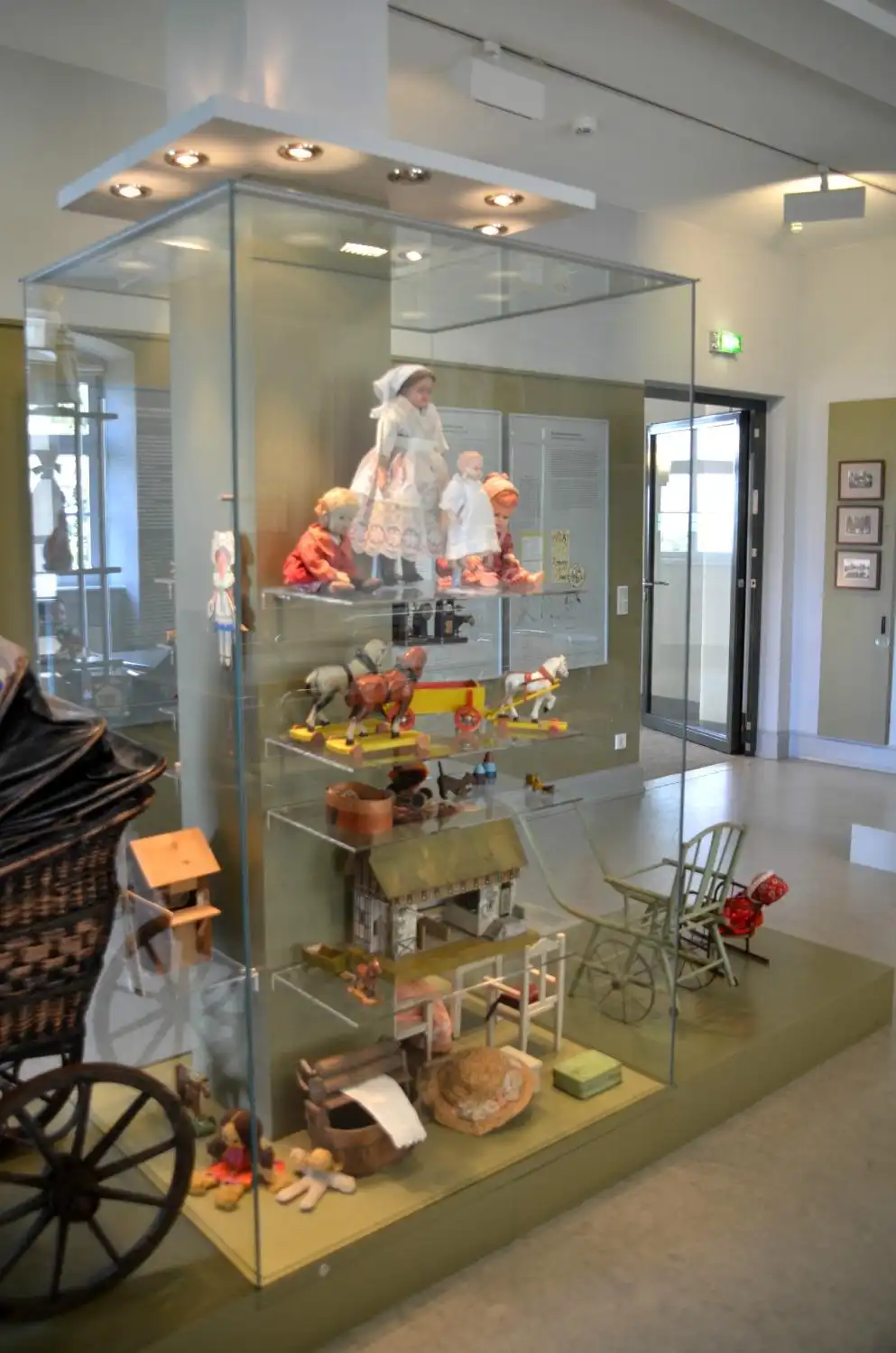 Hotels near Sorbian Museum