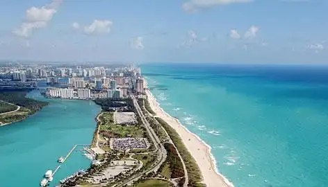 Hotels near Intracoastal Park