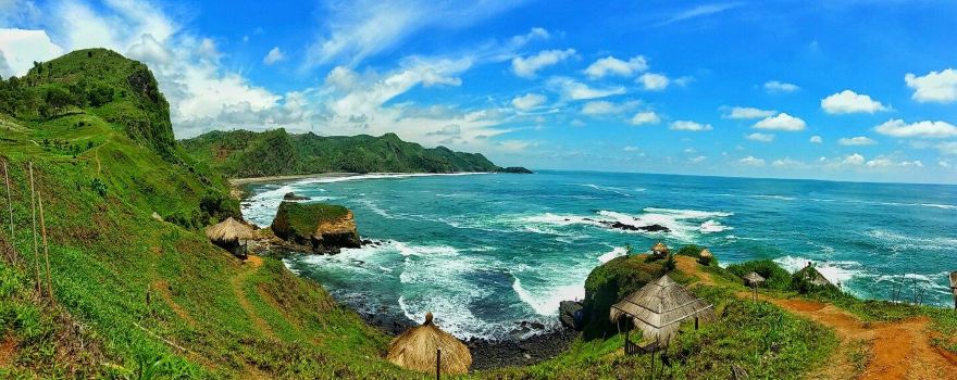 Menganti Beach