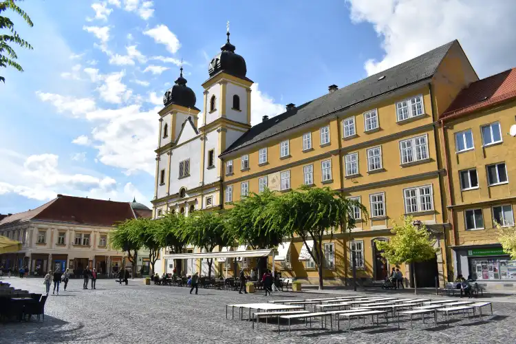 Hotels near Trenčín Synagogue