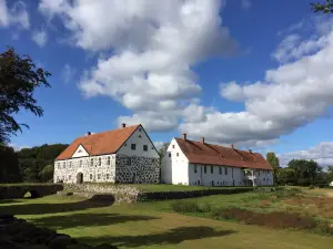 Hovdala castle