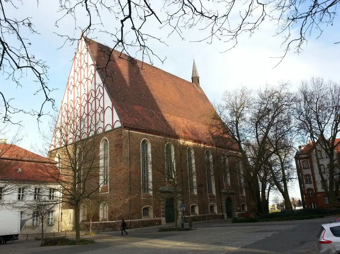 Các khách sạn gần Konzerthalle Carl Philipp Emanuel Bach