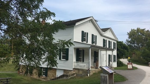 Canal Exploration Center