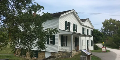 Canal Exploration Center