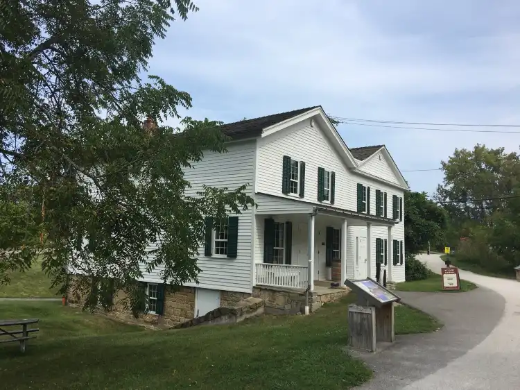 Hotels in Valley View