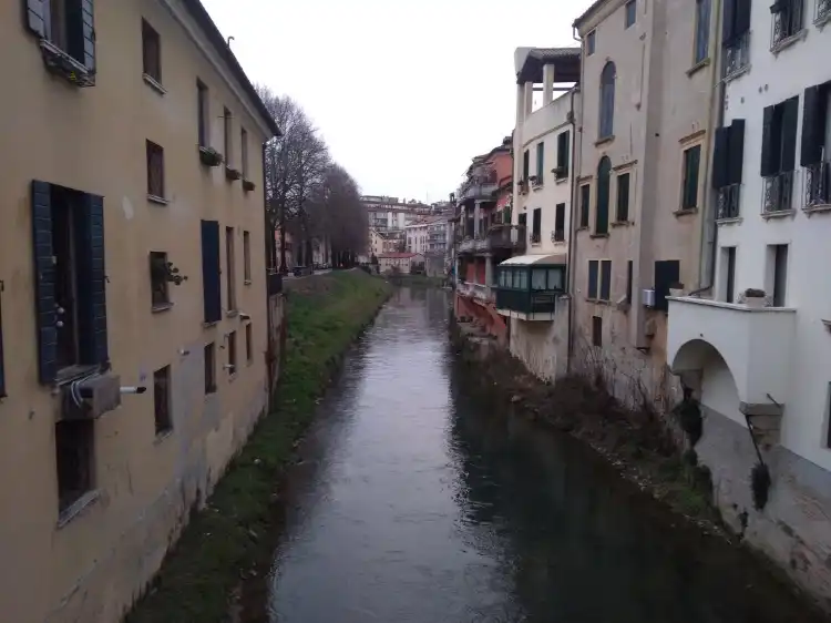 Hotels near Ponte di San Leonardo