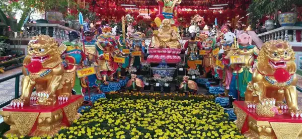 Hotels in Wang Thong