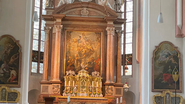 Stiftskirche St. Peter und Johannes der Täufer