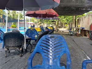 Kolam Renang Rafflesia Tirta Tanjung Raja